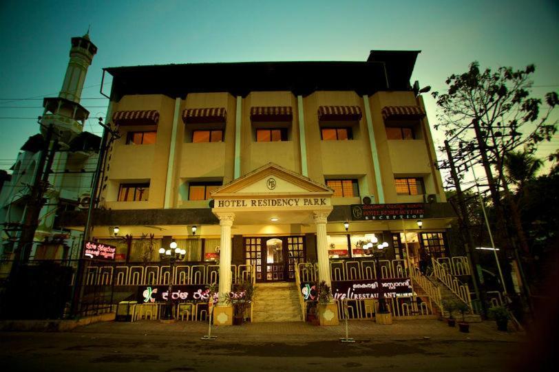 Hotel Residency Park Mangalore Eksteriør bilde
